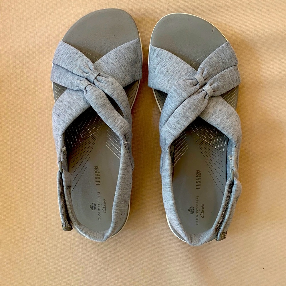 Clarks Cloud-steppers size 7